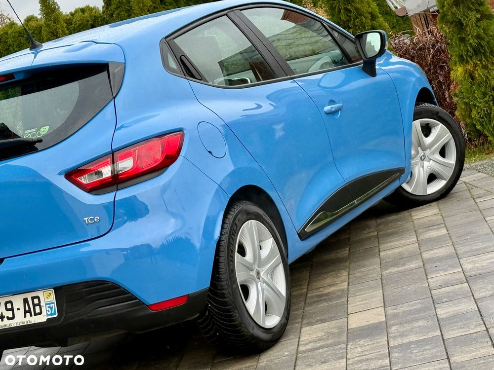 Renault Clio - 11