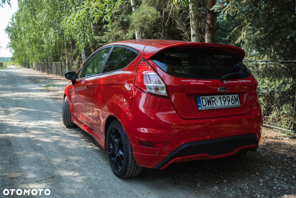 Ford Fiesta 1.6 EcoBoost ST - 8