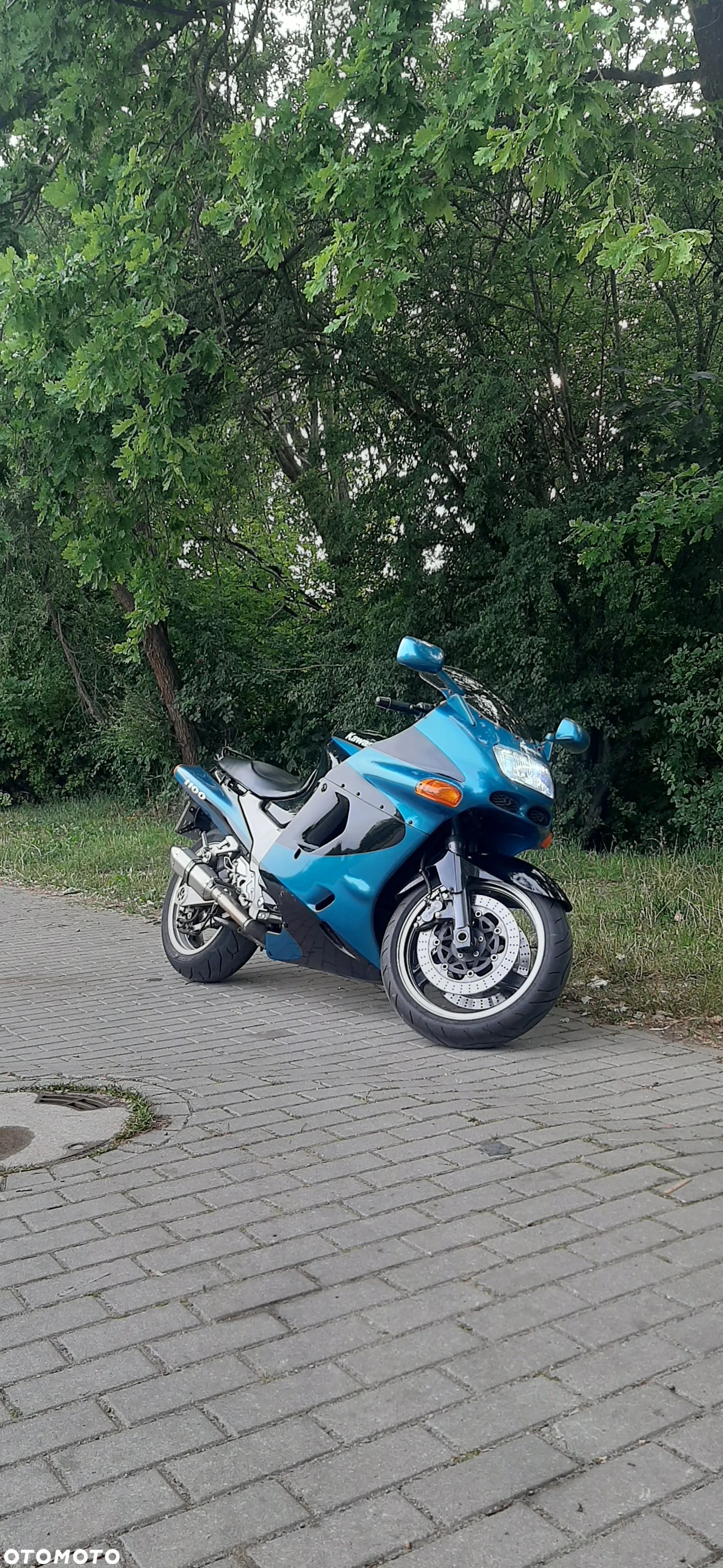 Kawasaki ZZR - 1