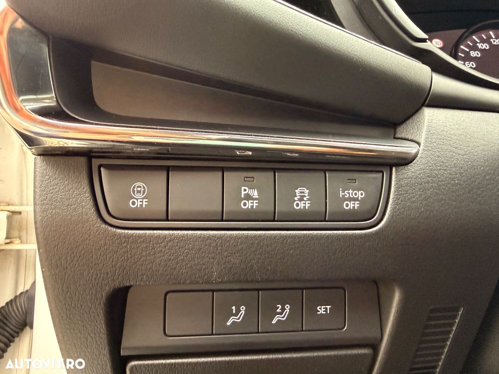 Mazda 3 e-Skyactiv X186 AT MHEV Exclusive-Line - 11