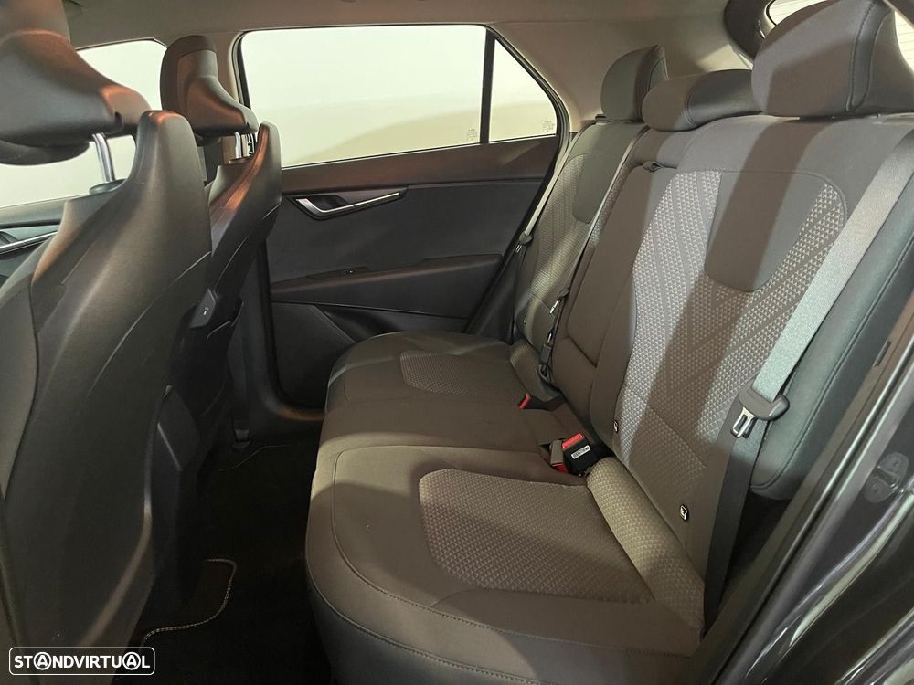 Kia Niro EV 64kWh Drive - 13