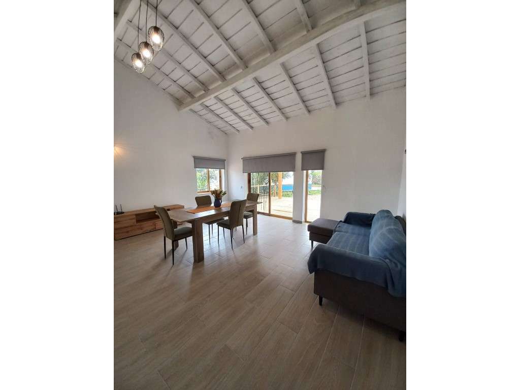 Moradia T2 disponível para arrendar nas Bicas - Grândola - Grande imagem: 2/16