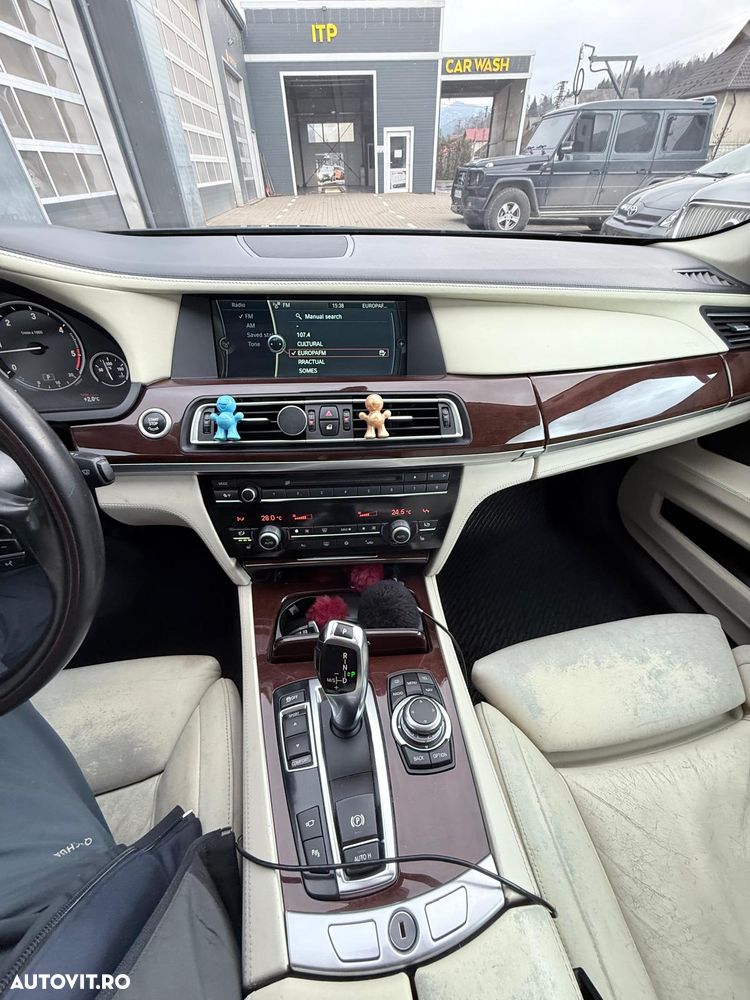 BMW Seria 7 730d Aut. - 5