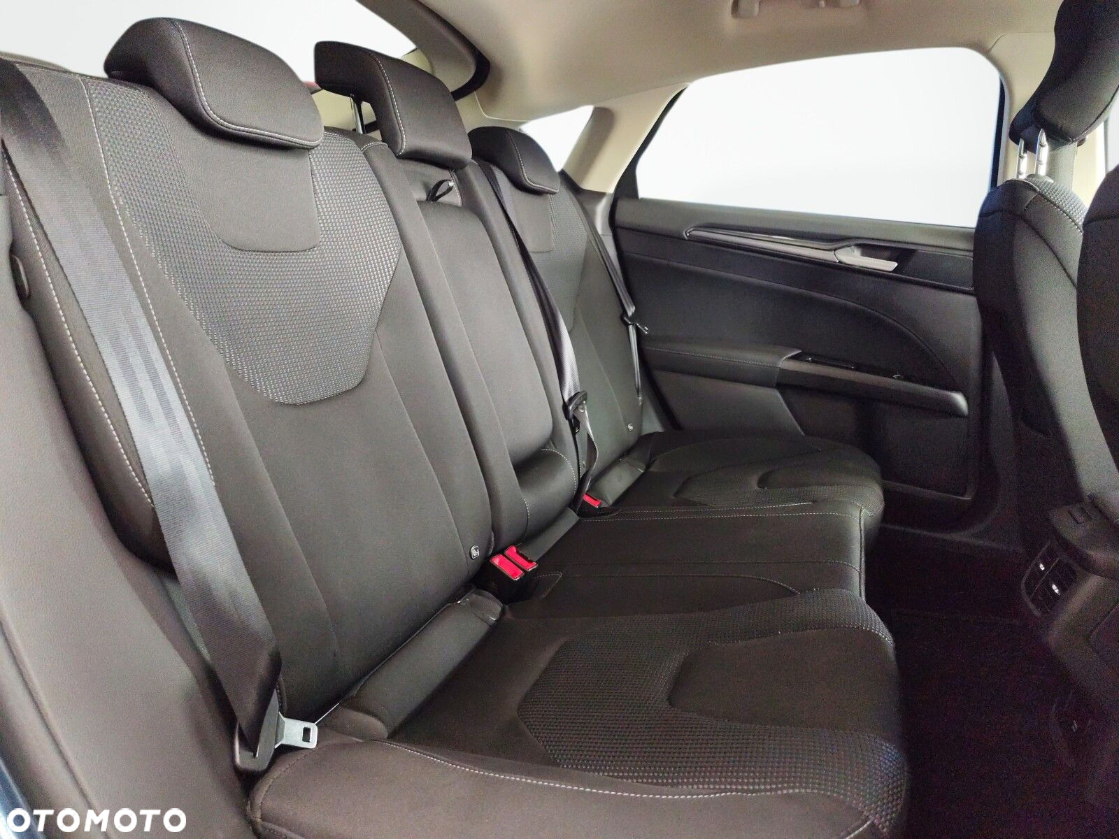 Ford Mondeo - 20