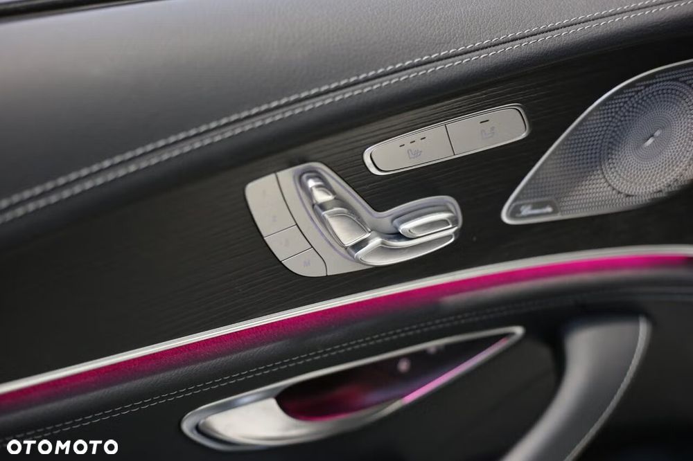 Mercedes-Benz AMG GT 43 4Matic+ 4D Speedshift TCT 9G - 10