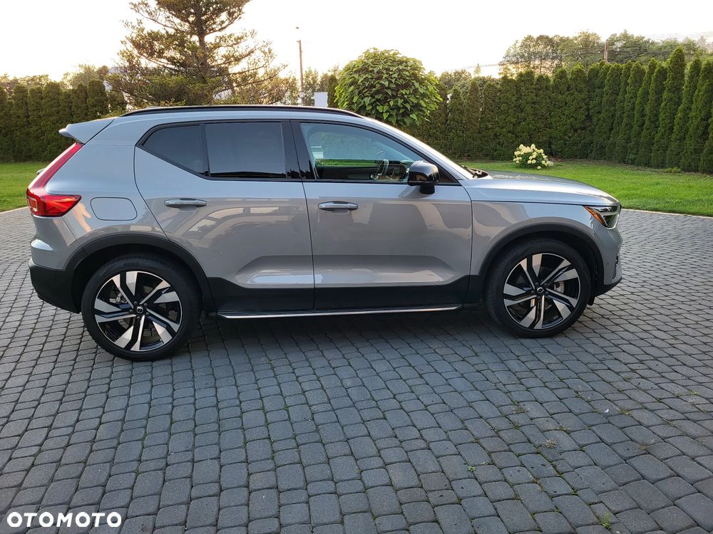 Volvo XC 40 B5 AWD Ultimate Dark - 15