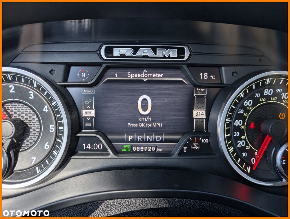 RAM 1500 Crew Cab Shortbed Bighorn - 20