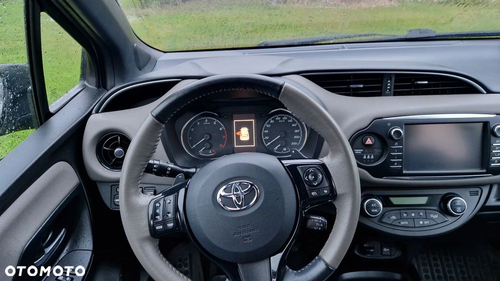 Toyota Yaris 1.5 Selection CVT - 5