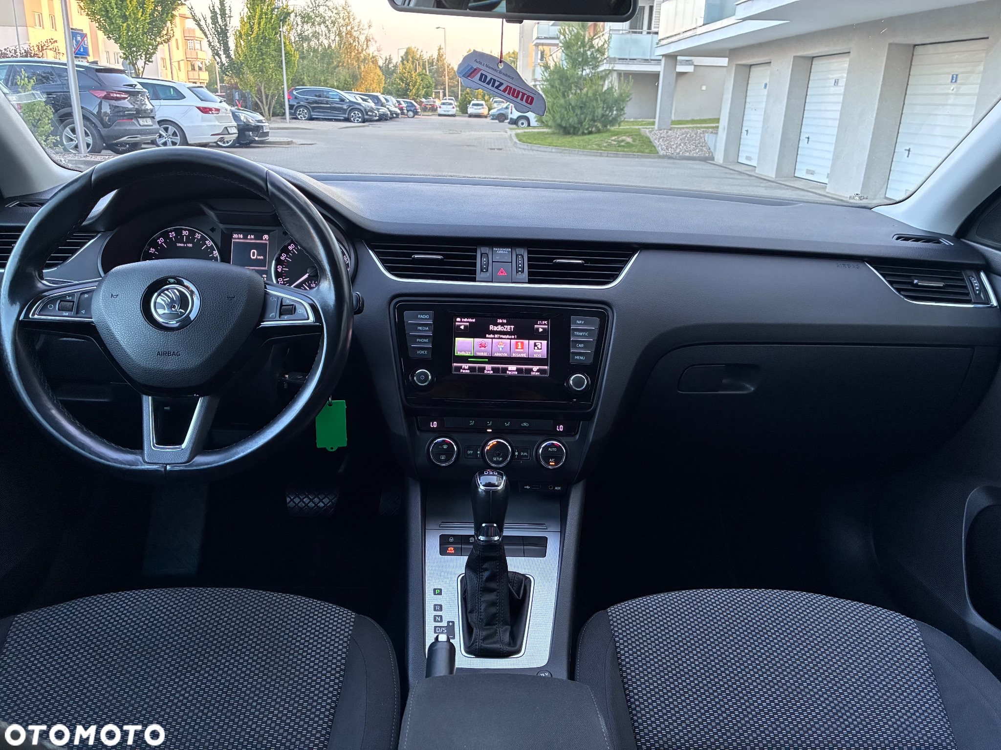 Skoda Octavia 1.6 TDI Ambiente DSG - 8
