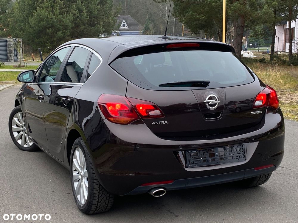 Opel Astra - 4