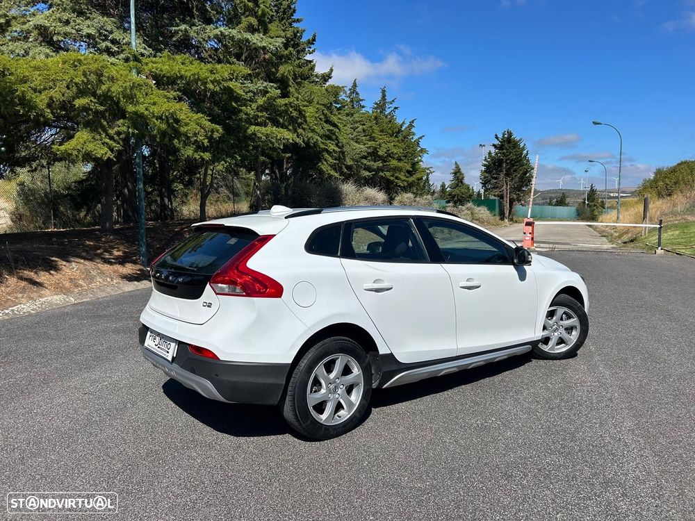 Volvo V40 Cross Country 2.0 D2 Summum - 16