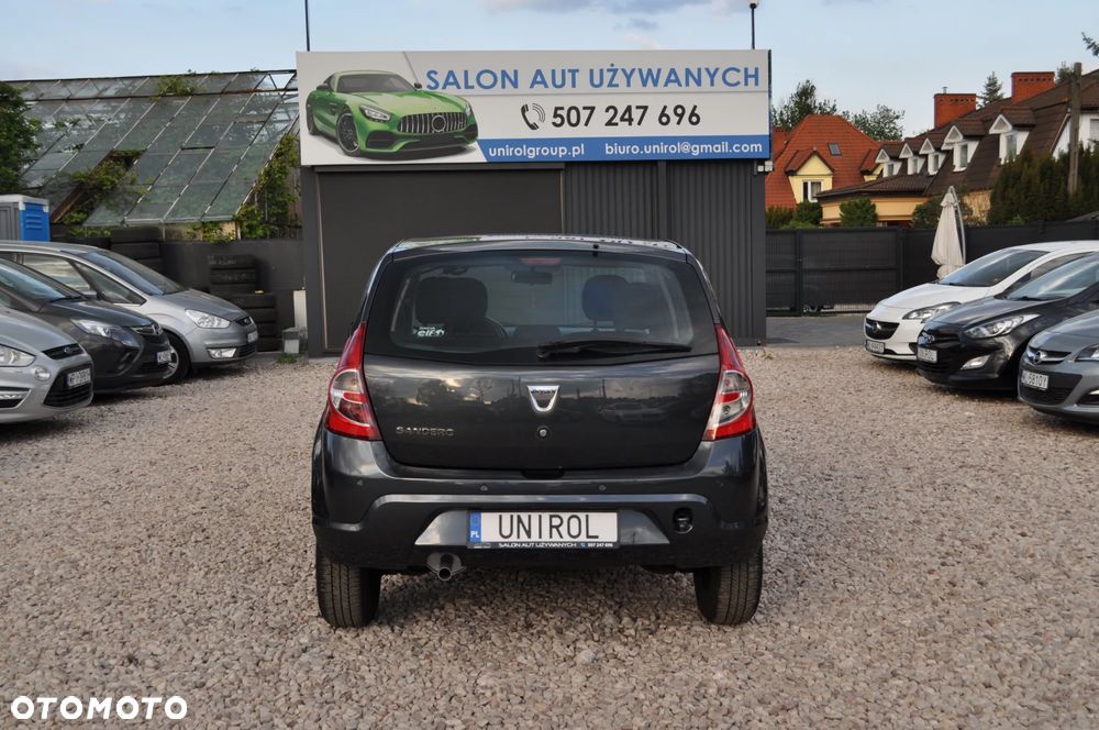 Dacia Sandero 1.6 Laureate BL - 8