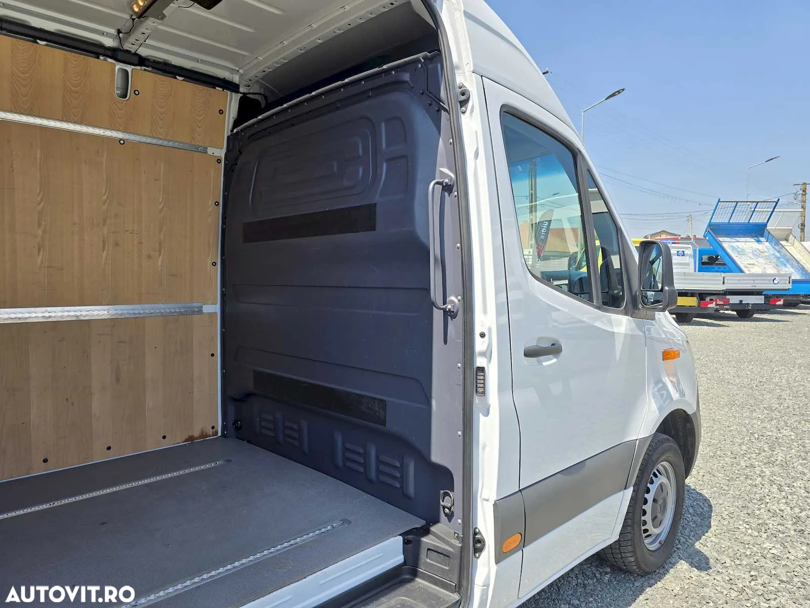 Mercedes-Benz Sprinter 315 Lung 6 paleti. 2022. - 28