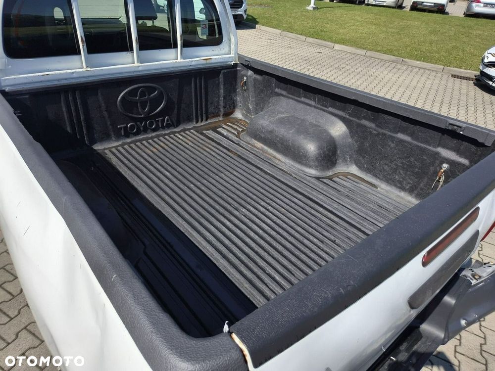 Toyota Hilux - 27