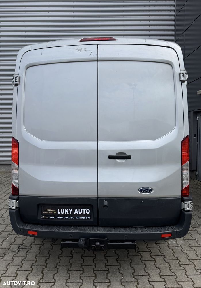 Ford Transit - 12