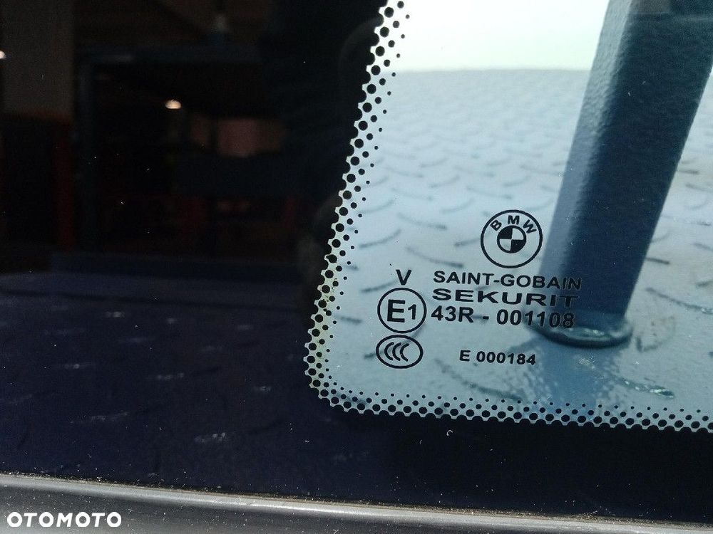 BMW M2 F87 F22 SZYBA KAROSERYJNA TYŁ LEWA TYLNA - 3