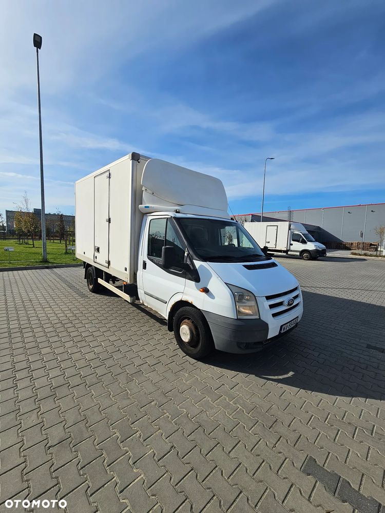 Ford Transit - 1