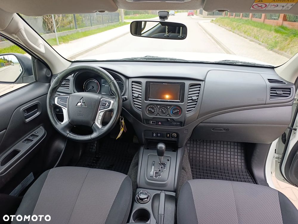 Mitsubishi L200 Pick Up 4x4 S&S Autm Double Cab Plus - 22
