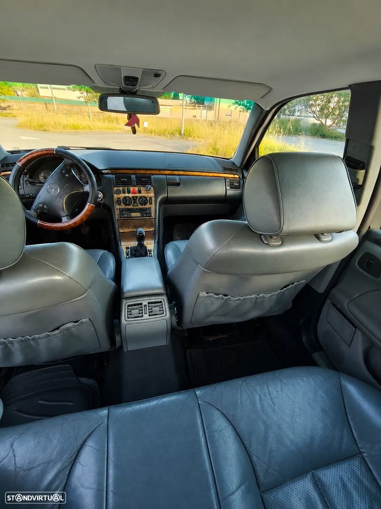 Mercedes-Benz E 220 CDI Avantgarde - 8