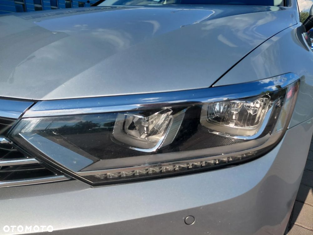Volkswagen Passat 1.4 TSI BMT Trendline - 3