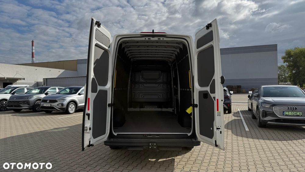 Volkswagen Crafter Furgon - 9