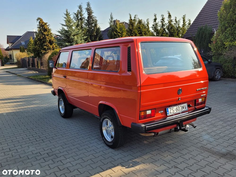 Volkswagen Transporter - 13