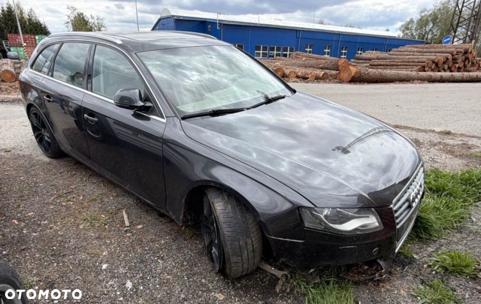 Audi A4 Avant - 1