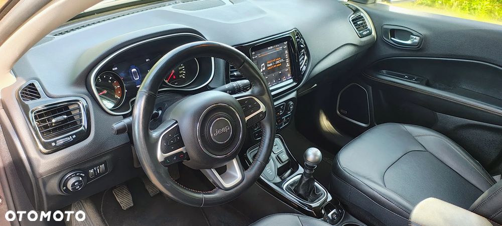 Jeep Compass 2.0 MJD Limited 4WD S&S - 12