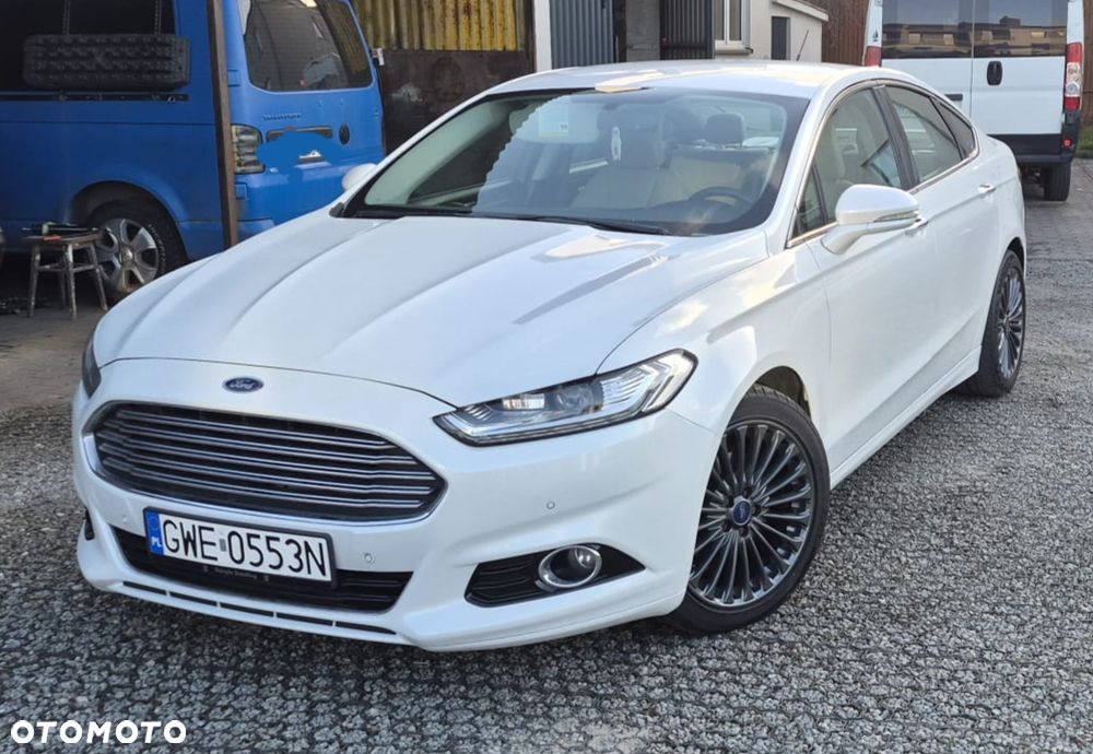 Ford Fusion - 1