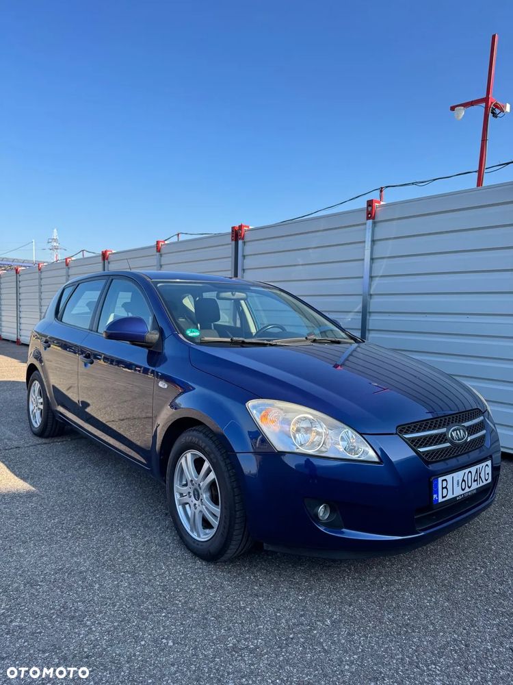 Kia Ceed 1.4 Comfort - 21
