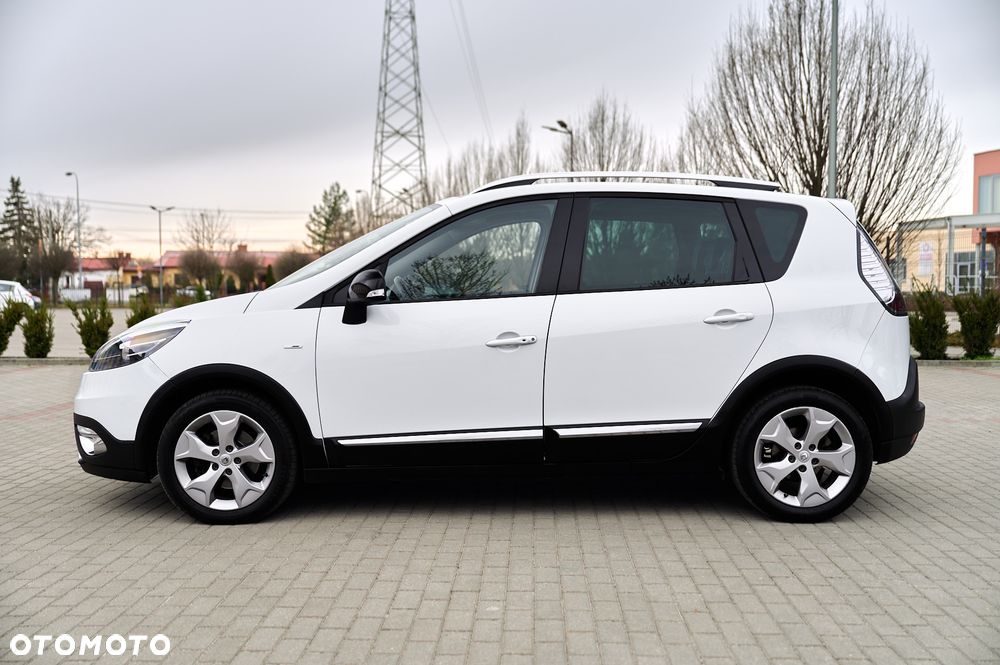 Renault Scenic 1.2 TCE Energy Bose Edition - 9