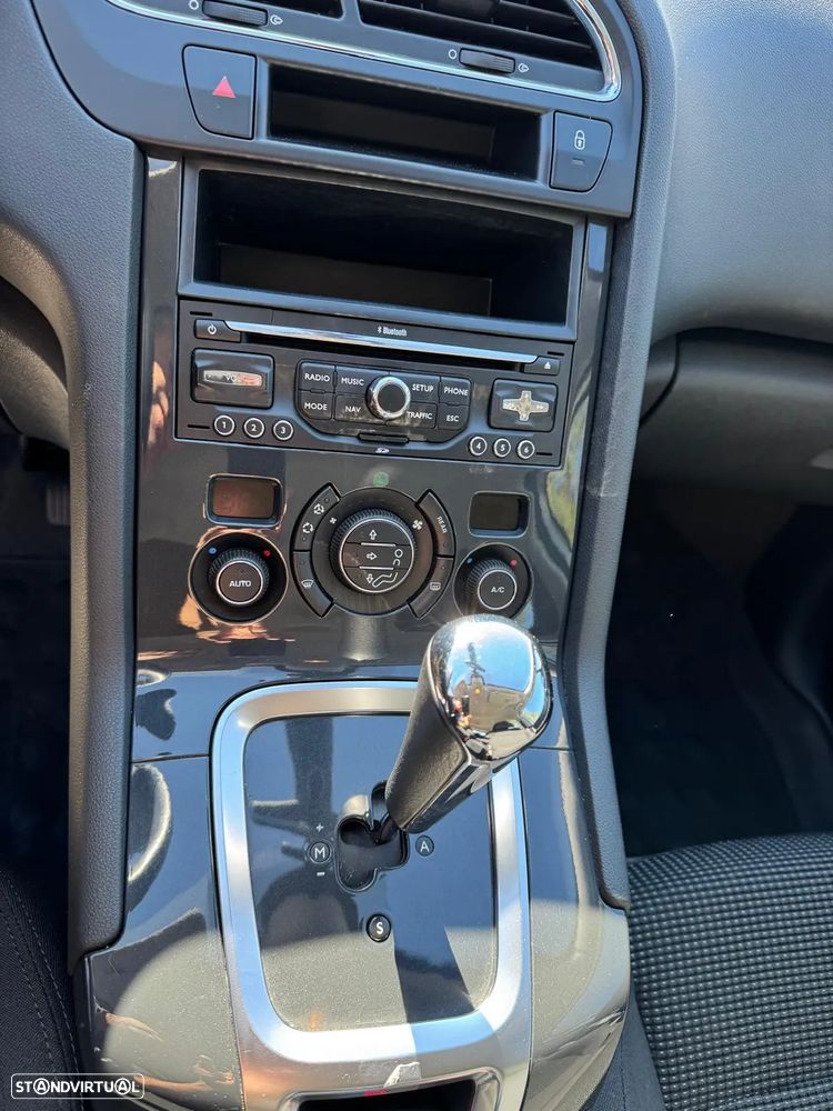 Peugeot 5008 1.6 E-HDi 5L Active CMP6 - 8