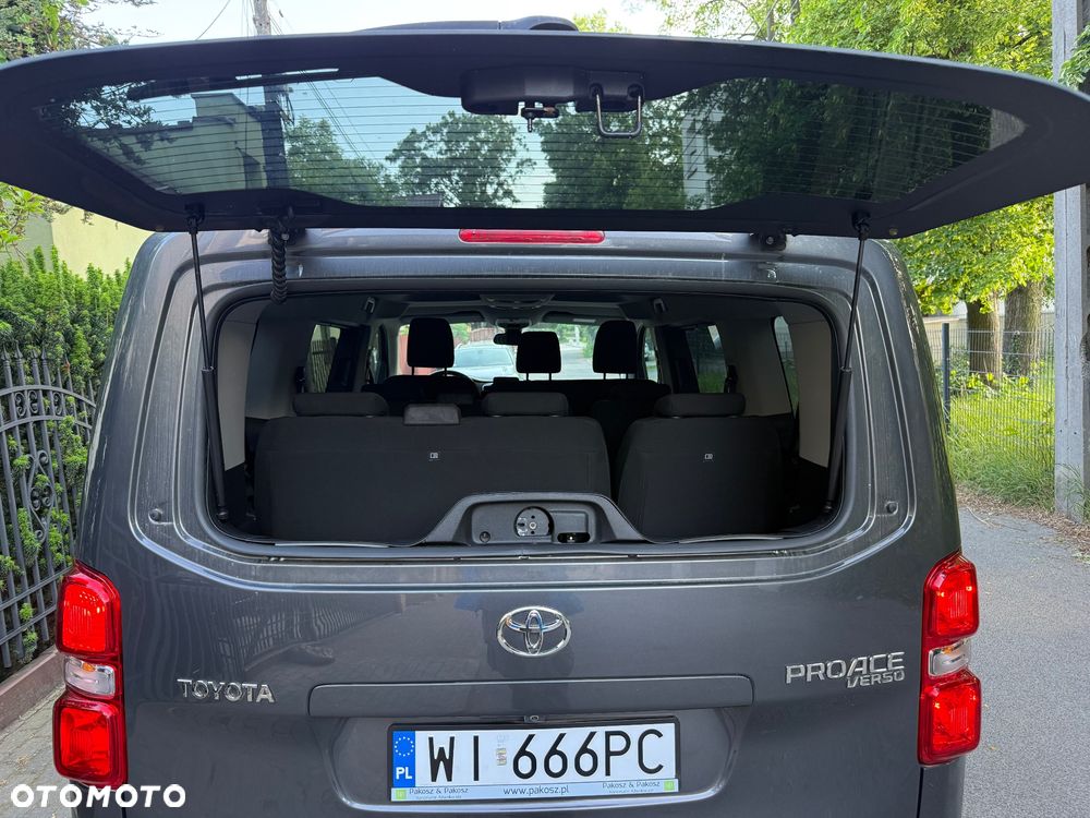 Toyota ProAce Kombi D-4D Medium 2,8t - 7