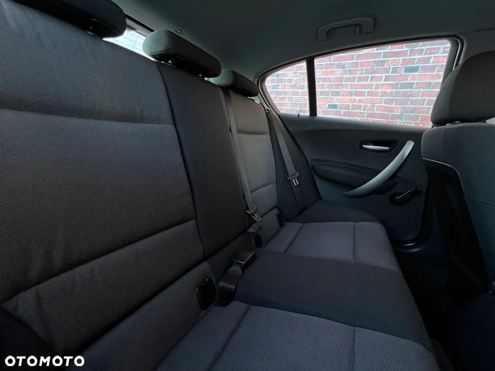 BMW Seria 1 118d - 20