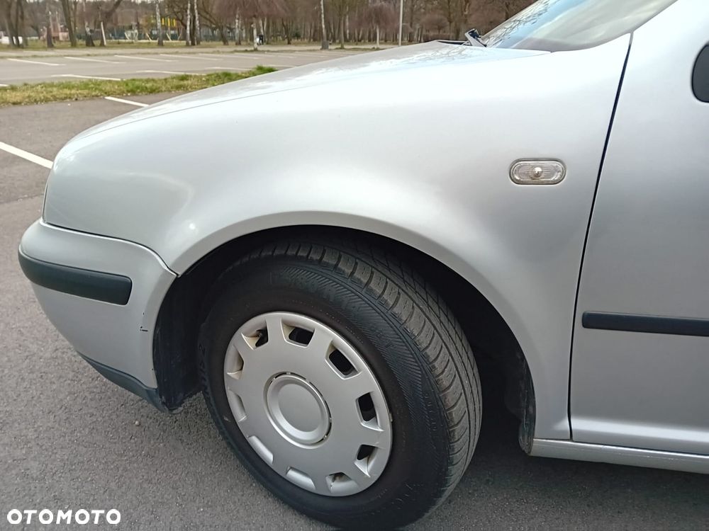 Volkswagen Golf 1.4 Comfortline - 8