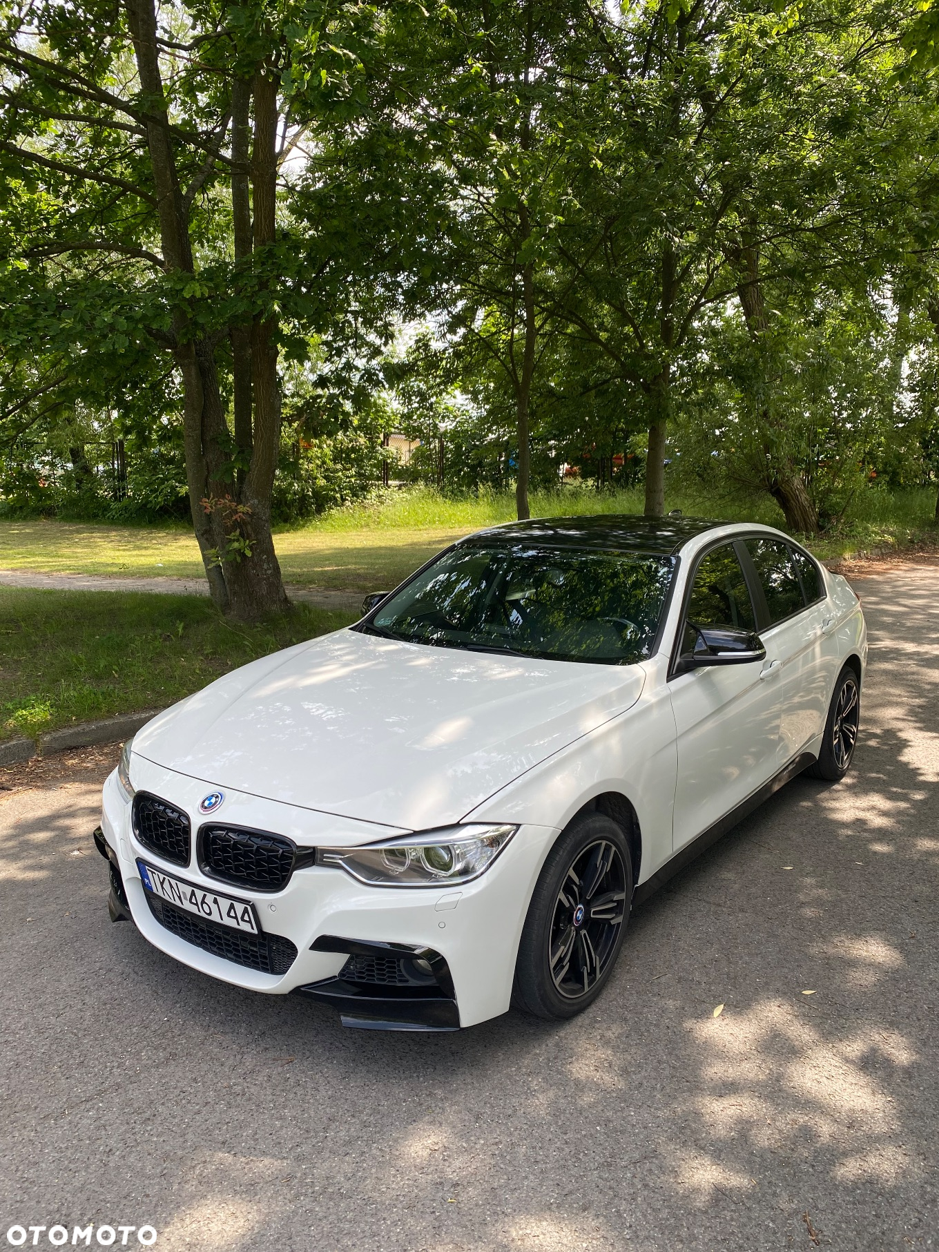 BMW Seria 3 320d Touring Luxury Line - 30