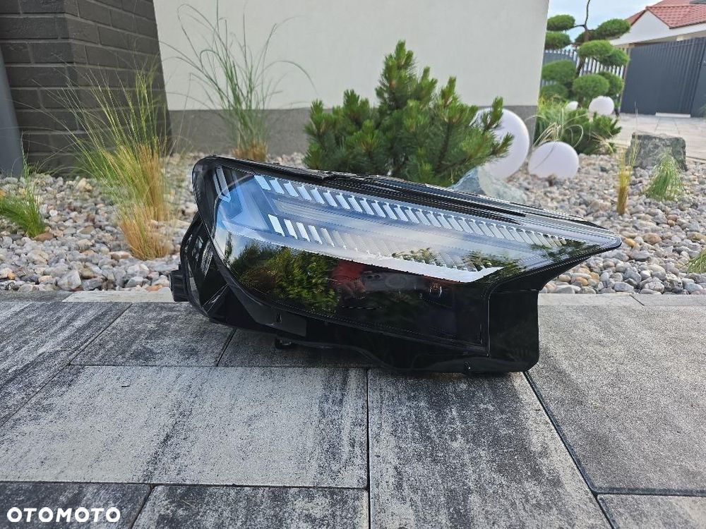 AUDI Q4 E-TRON 89A Lampa prawa Kompletna Full Led Matrix HD 89A941036 2021 - 1