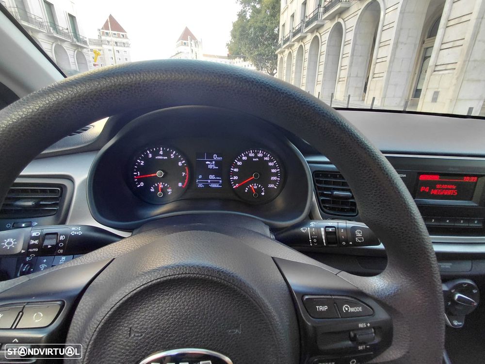 Kia Rio 1.2 CVVT LX - 8