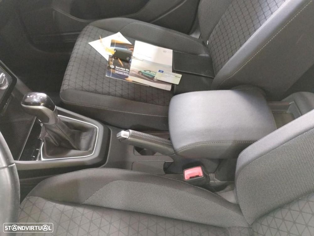 VW T-Cross 1.0 TSI Life DSG - 6