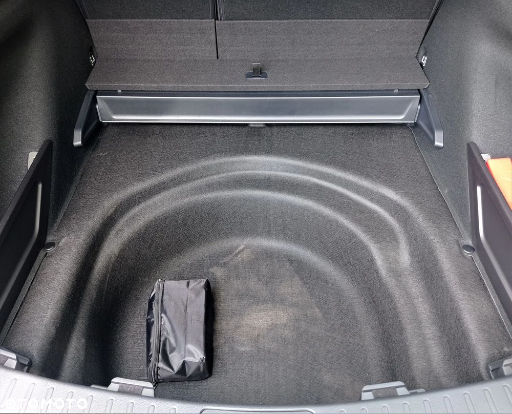 Suzuki Swace 1.8 Hybrid Premium Plus CVT - 27