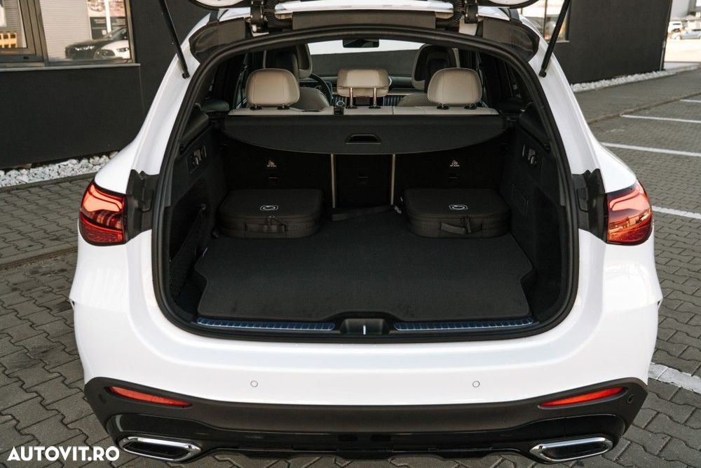 Mercedes-Benz GLC 300 e 4MATIC - 35
