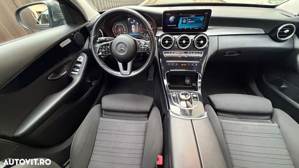 Mercedes-Benz C - 6
