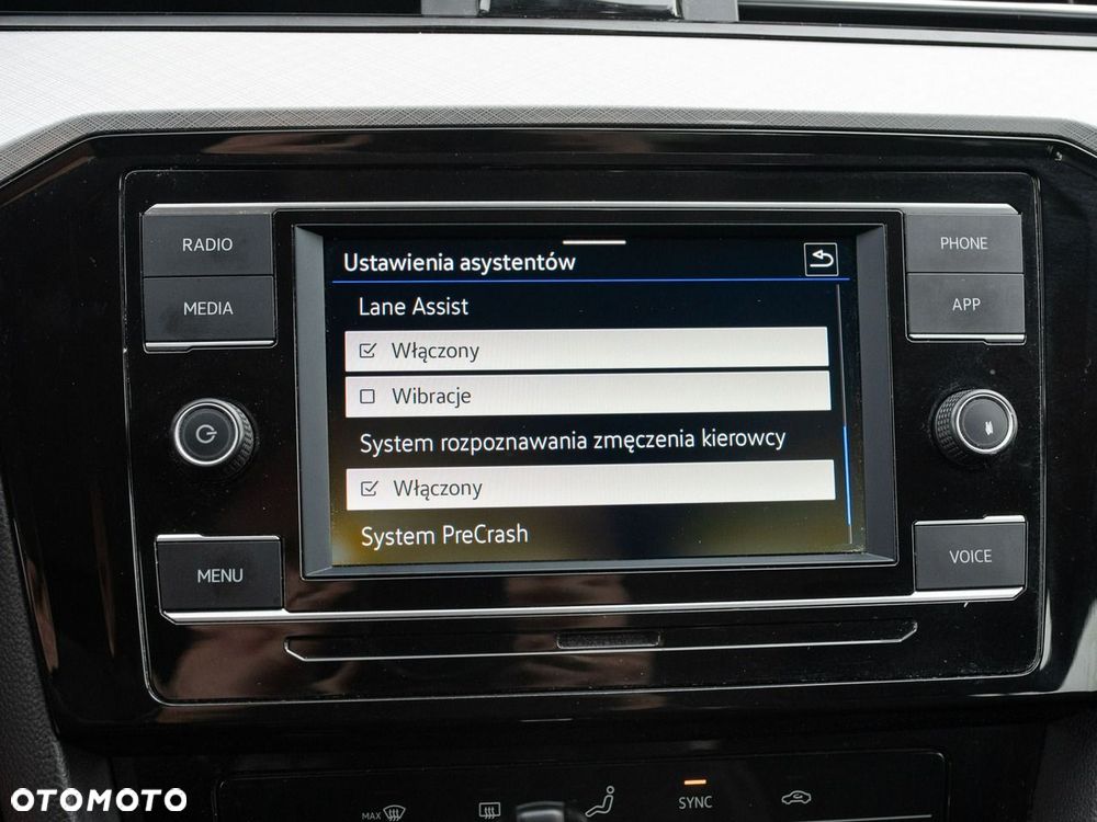 Volkswagen Passat 1.5 TSI EVO Business DSG - 24