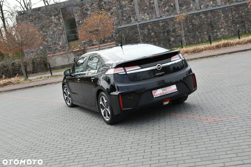 Opel Ampera - 23