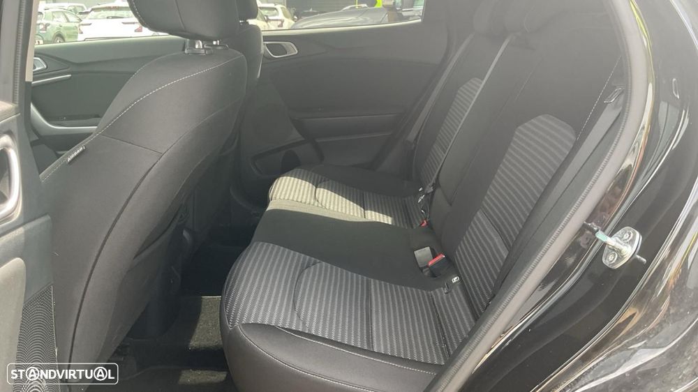 Kia XCeed 1.0 T-GDI Dynamic - 15