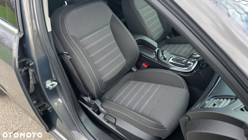 Opel Insignia 2.0 CDTI Cosmo - 18