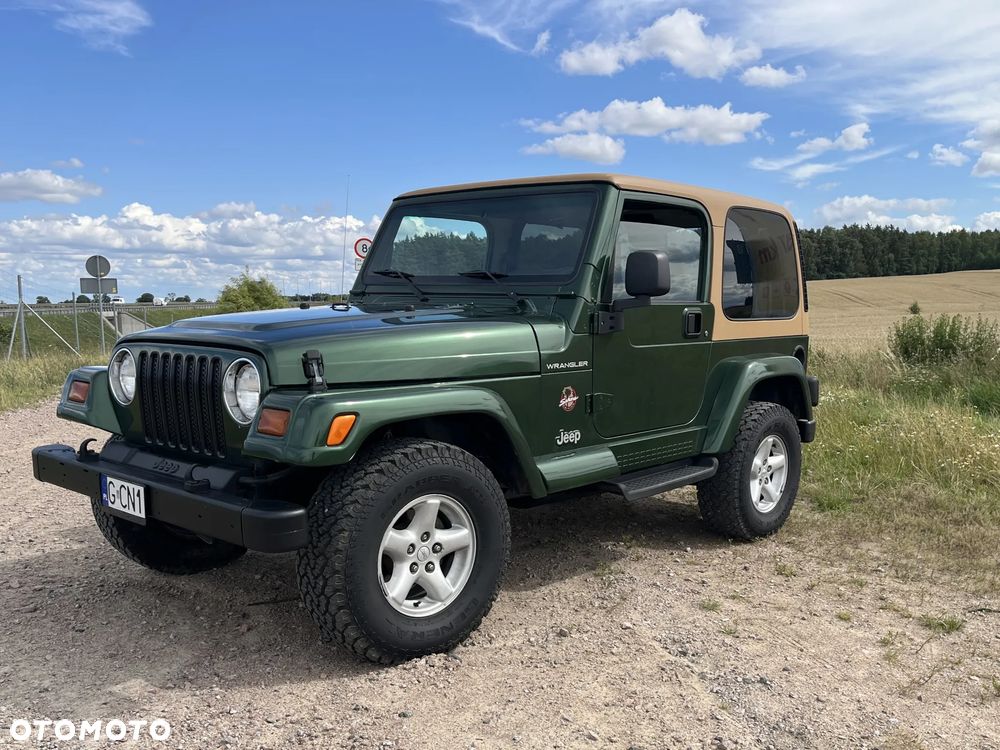 Jeep Wrangler 4.0 Automatik Sahara - 2