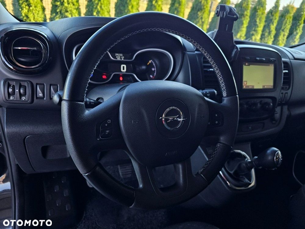 Opel Vivaro - 15