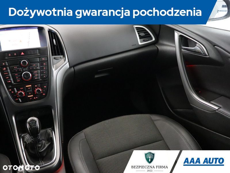 Opel Astra - 10