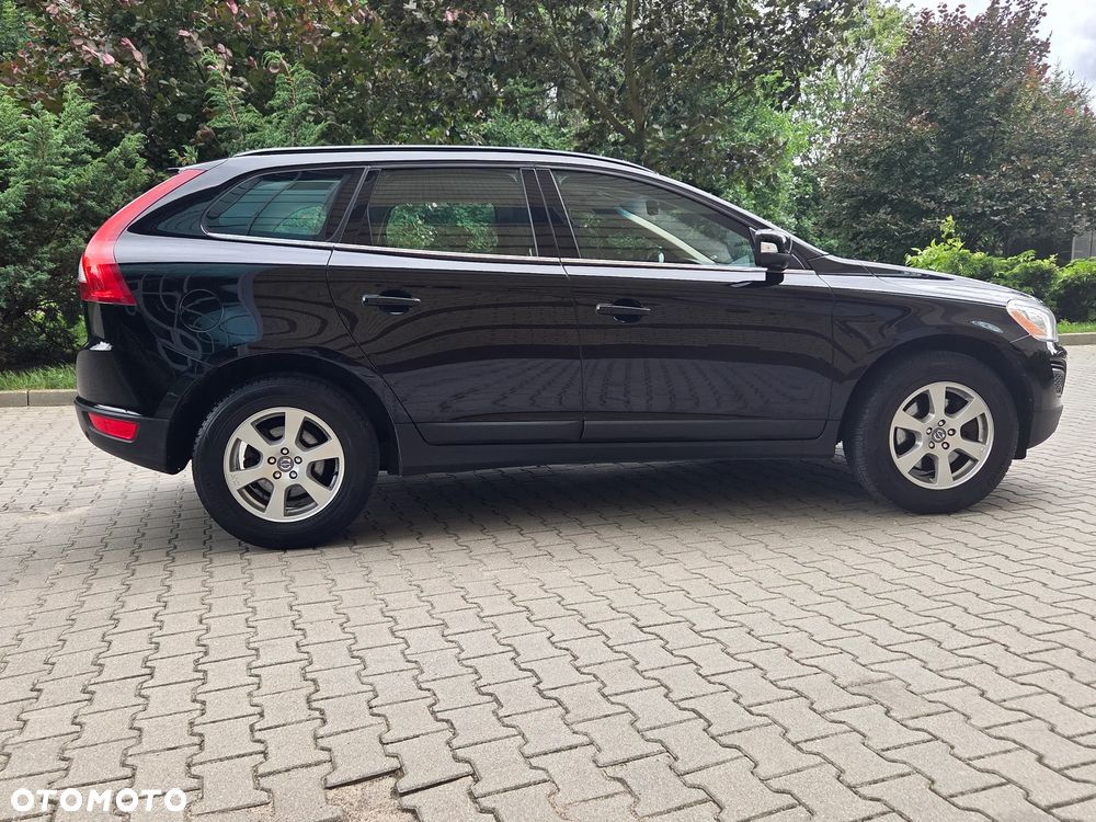 Volvo XC 60 D4 Geartronic Momentum - 3
